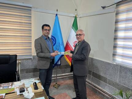 دریافت اعتبارنامه ریاست انجمن صنفی آموزشگاه ها